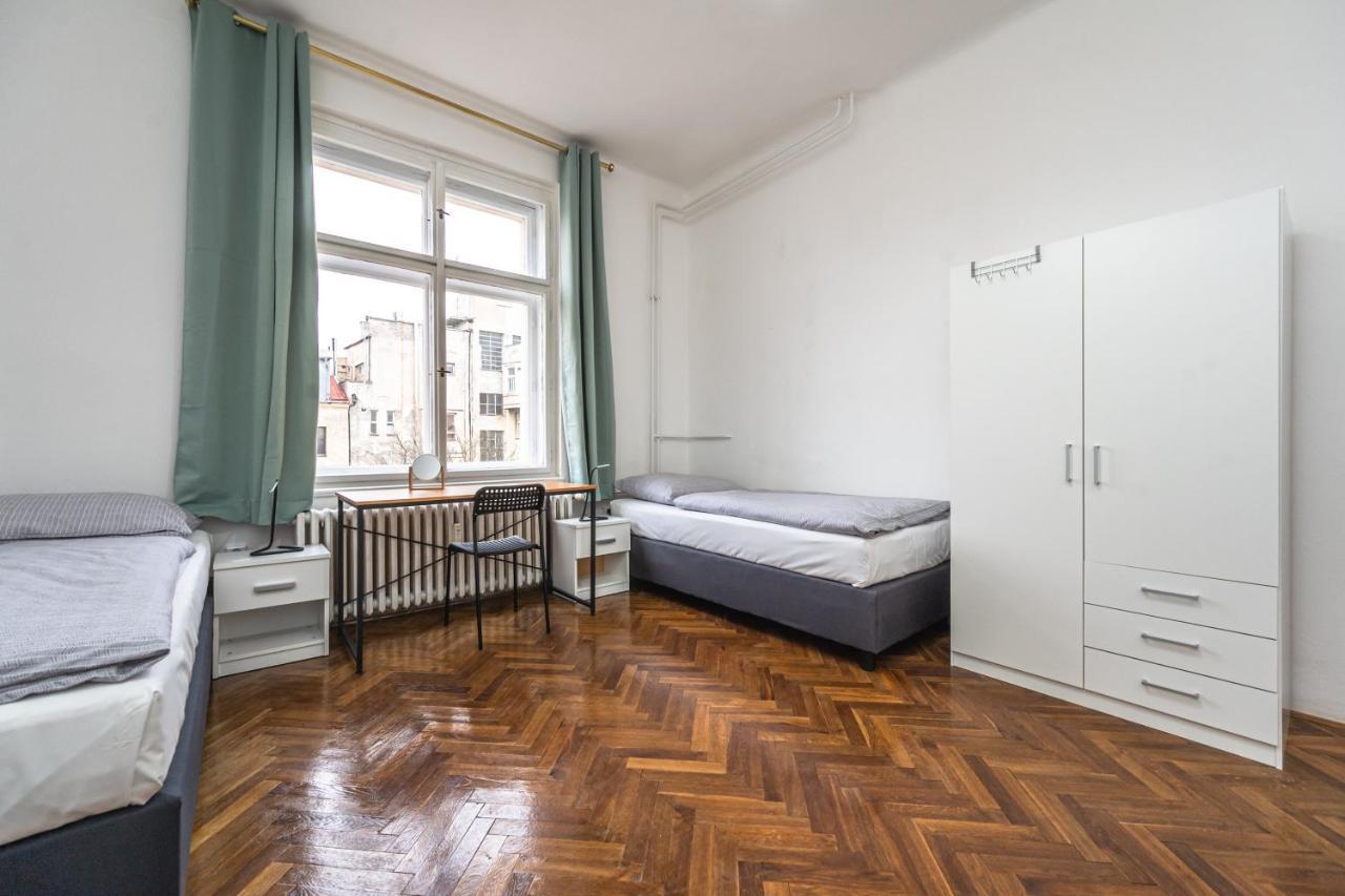 Apartments Safarikova 18 براغ المظهر الخارجي الصورة