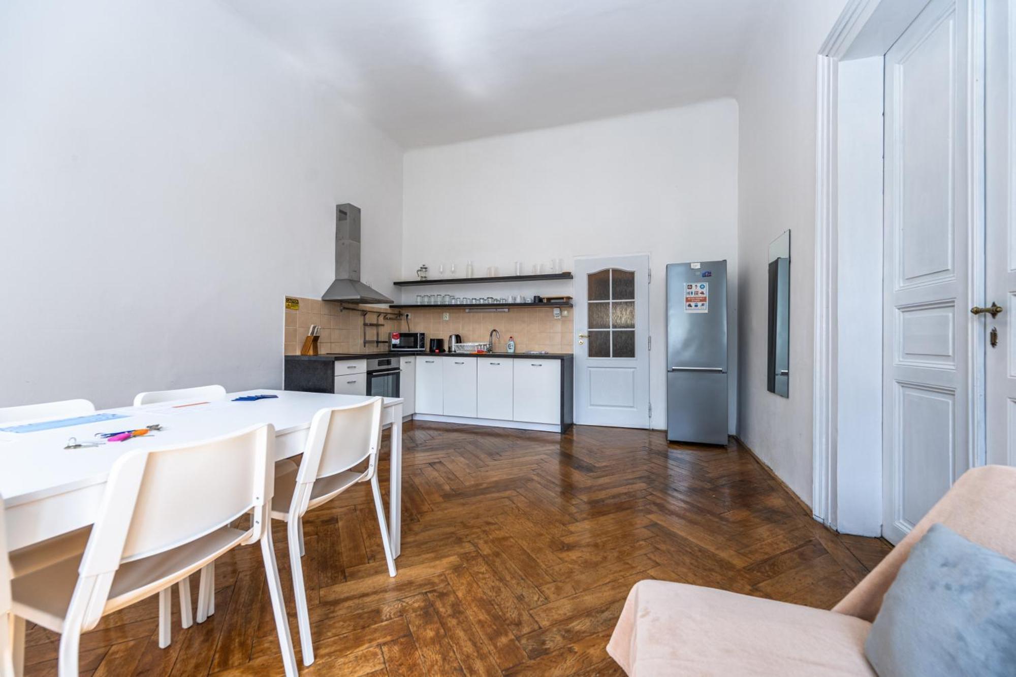 Apartments Safarikova 18 براغ المظهر الخارجي الصورة